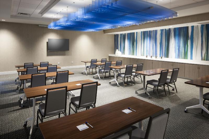 Holiday Inn Express & Suites - Orlando At Seaworld By Ihg Williamsburg Kültér fotó